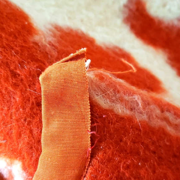 Vintage 100% camel wool  blanket - Picture 7 of 7